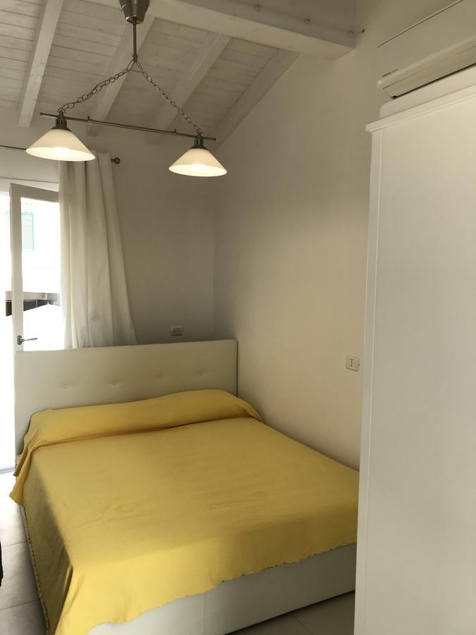 Villetta Sul Mare Rachele Marina di Campo Eksteriør billede